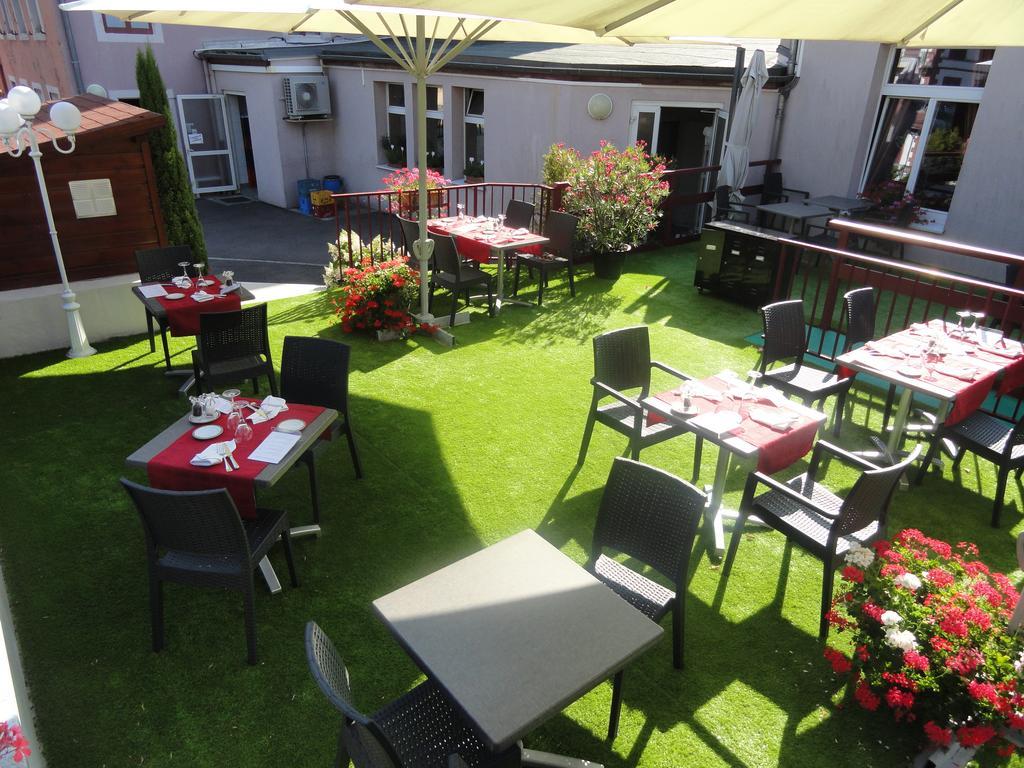 Hotel Restaurant Le Moschenross Thann Exterior foto