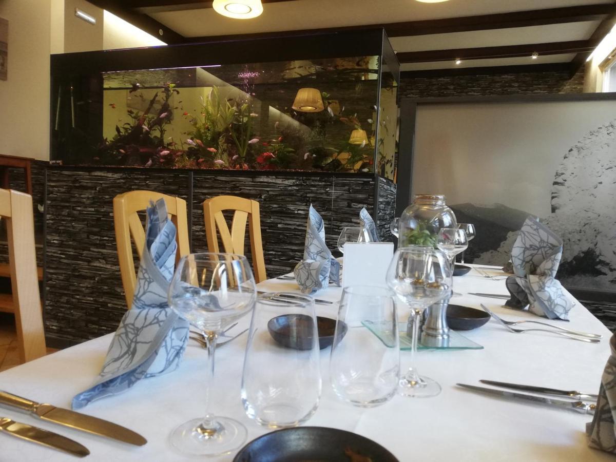 Hotel Restaurant Le Moschenross Thann Exterior foto